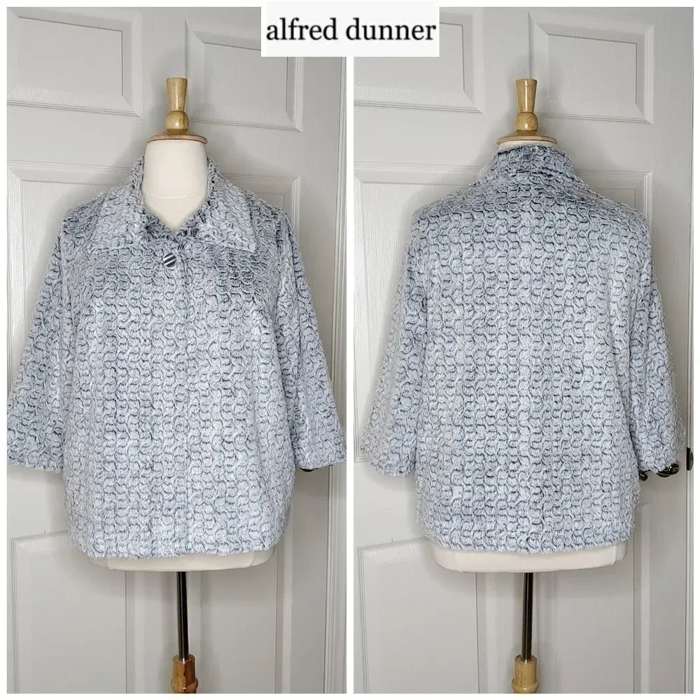 Alfred Dunner 3/4 sleeve faux fur jacket sz 16W